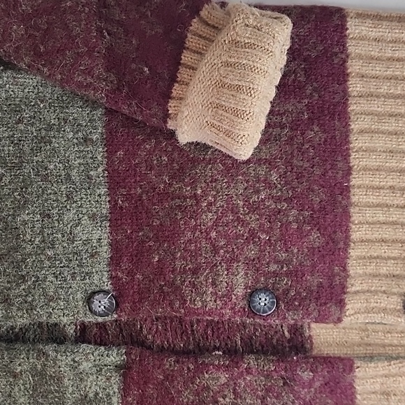 Winter Cardigan - Picture 2 of 3